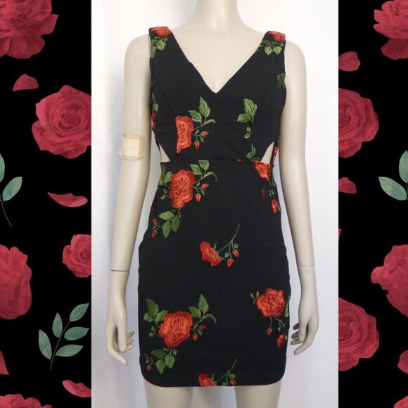 Emerald Sundae Embroidered Rose Floral Dress - Picture 1 of 13